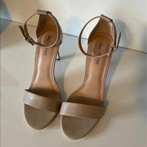 Call it Spring Heel Shoes and Clutch Set - Picture 2 of 12